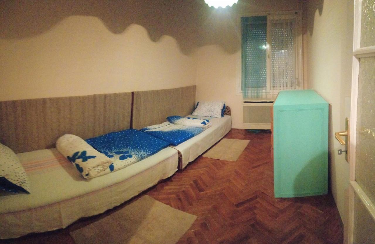 Fuesti Fecske Apartman Hajduszoboszlo Exterior photo
